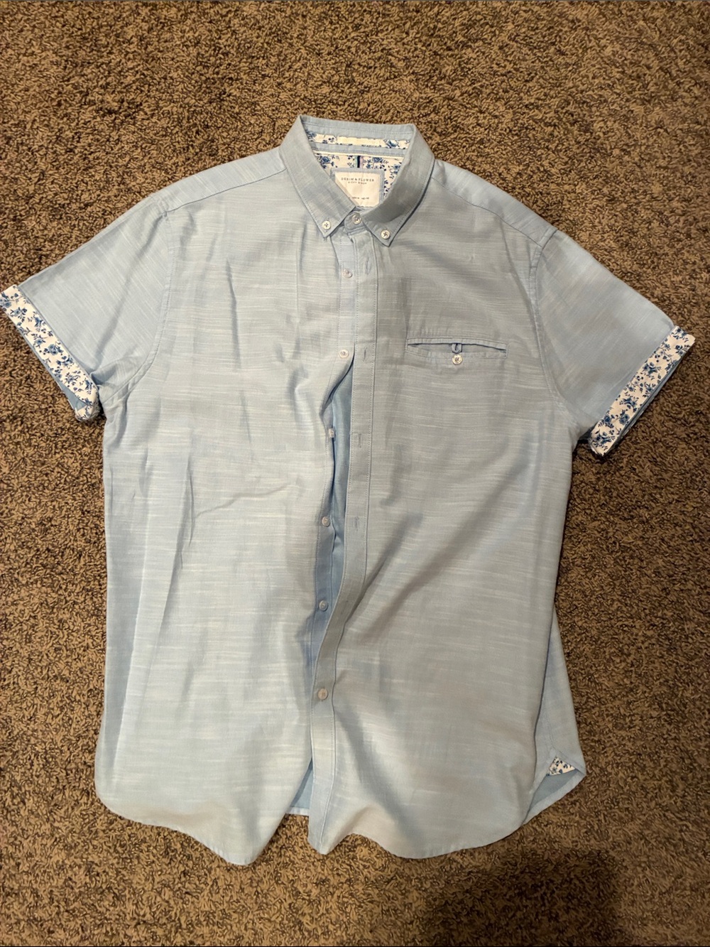 Denim & Flower Light Blue Short Sleeve Button-Down Shirt with Floral Trim